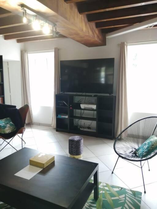 Jolie Maison En Pierre Proche Centre-ville Cherbourg-en-Cotentin